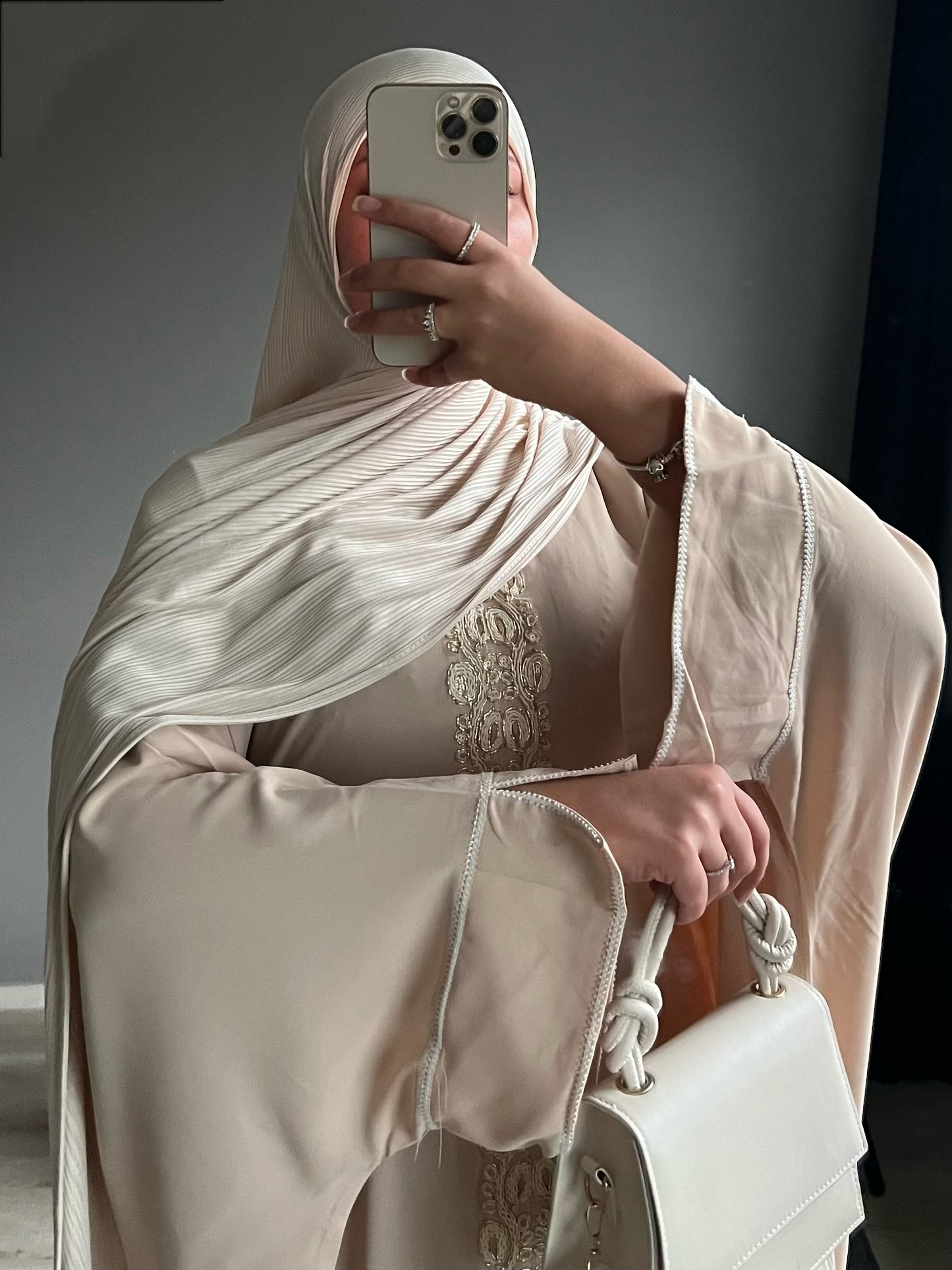Naia Dress Beige