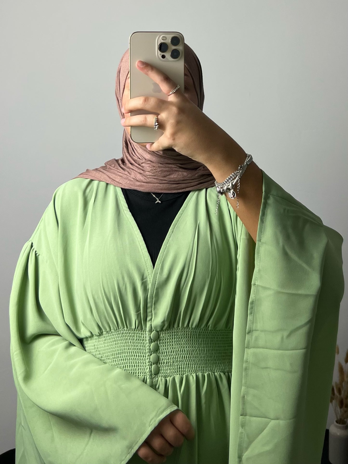 Anisa Dress Green